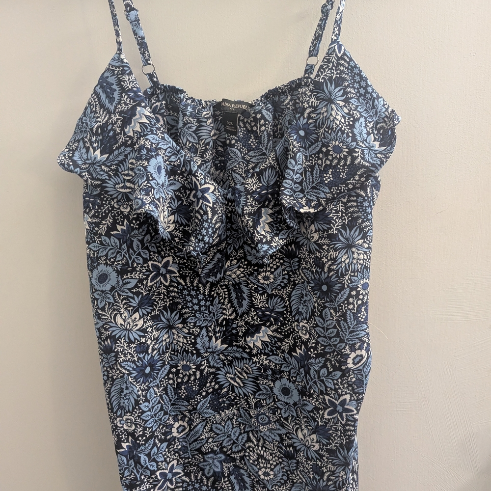 Banana Republic XS Floral Print Tank Summer Mixer Beach Cruise Vacation Comfy